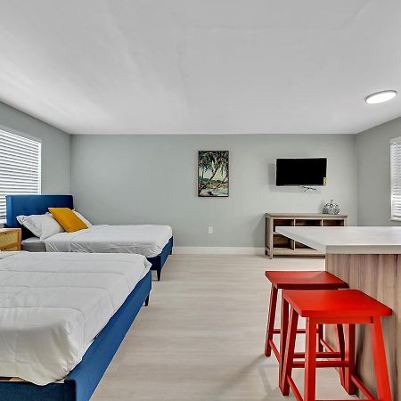The Shell On Walnut Studio With Bath Hollywood Beach Free Parking ดาเนียบีช ภายนอก รูปภาพ