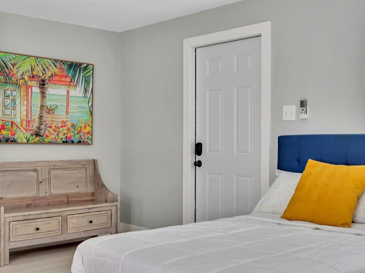 The Shell On Walnut Studio With Bath Hollywood Beach Free Parking ดาเนียบีช ภายนอก รูปภาพ