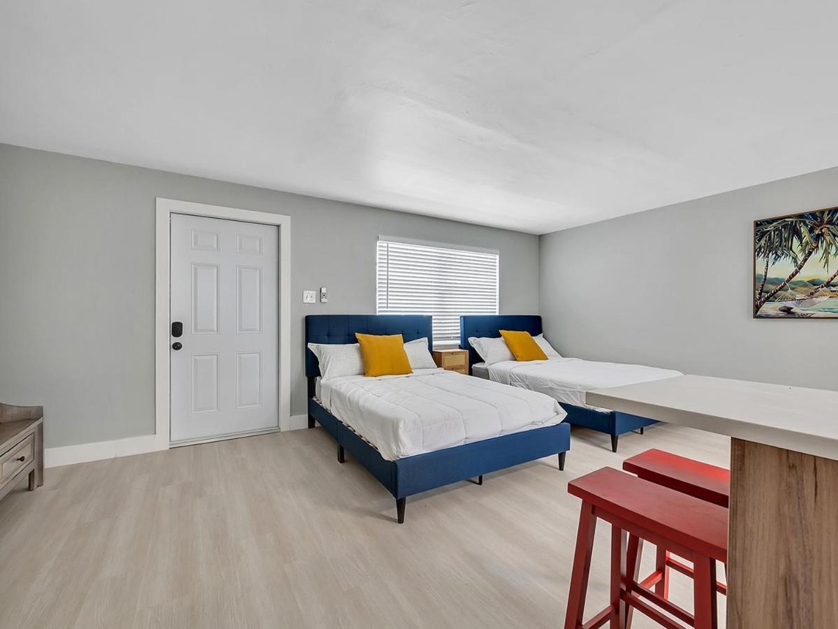 The Shell On Walnut Studio With Bath Hollywood Beach Free Parking ดาเนียบีช ภายนอก รูปภาพ